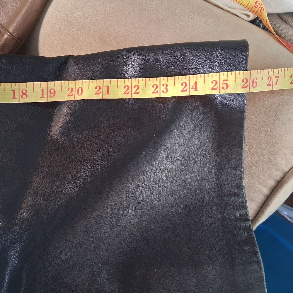 GAP Vintage Charcoal Leather Below the Knee Pencil Skirt with Zip Back - Picture 13 of 16